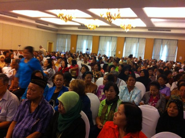 1235333_1417529688470093_1599336536_n