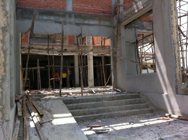 945433_580398775325299_1742532781_n